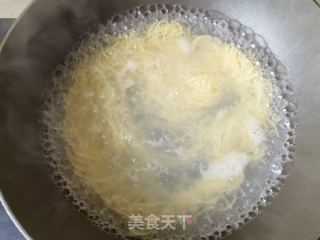 羊排清湯米粉的做法步驟：5