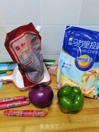 火腿披薩的做法步驟：1