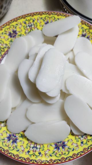 芝士泡菜煮年糕的做法步驟：1