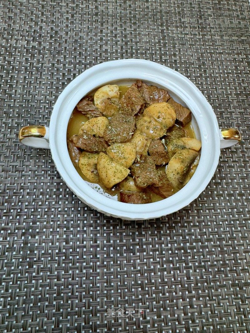 黃油口蘑牛肉粒的做法