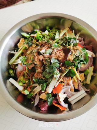 風(fēng)吹手撕牛肉干的做法步驟：7