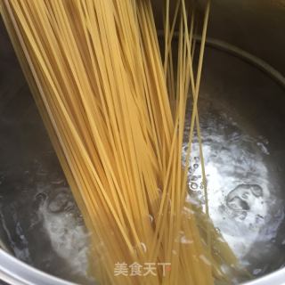 番茄肉醬意面的做法步驟：7
