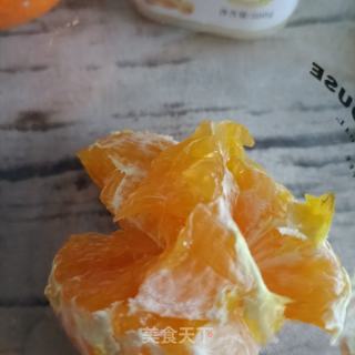 枇杷蜜拌手打橙汁的做法步驟：3