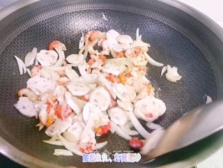 番茄蝦尾意面的做法步驟：7