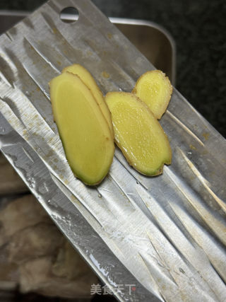酸梅排骨的做法步驟：2