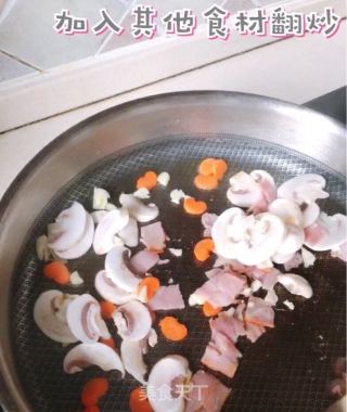 奶油意面的做法步驟：5