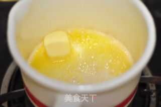 蒜香鮮蝦白醬意大利面的做法步驟：2