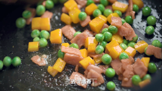 臻鮮·椰香菠蘿飯的做法步驟：9