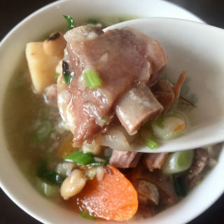 暖胃羊肉湯