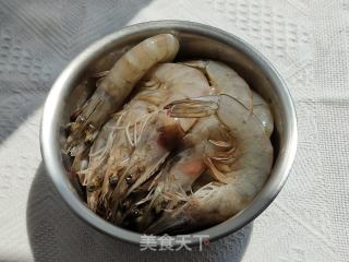 油爆大蝦的做法步驟：1