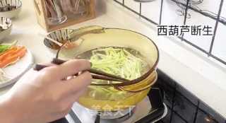 小石窖私房菜韓式拌飯的做法步驟：11