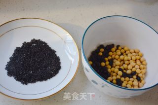 芝麻豆漿的做法步驟：1