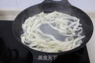 云南名小吃——大酥牛肉面的做法步驟：15
