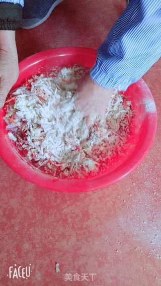 閩南特色小吃～五香卷的做法步驟：7