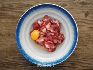 菠蘿咕咾肉的做法步驟：2