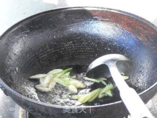 素炒杏鮑菇的做法步驟：3