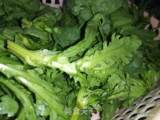 清炒蒿菜的做法步驟：1