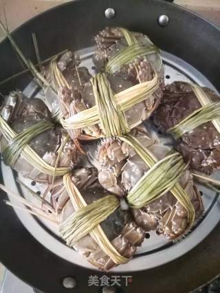 清蒸大閘蟹的做法步驟：2
