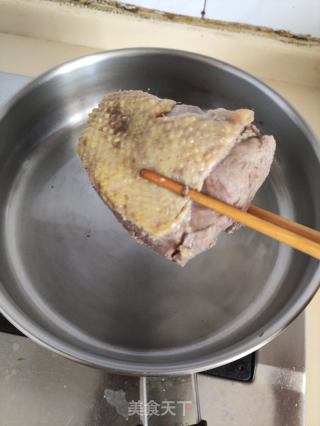 鹵鴨子的做法步驟：2