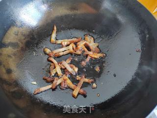 醬肉炒野芝麻的做法步驟：4