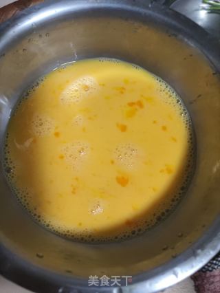 小蔥炒蛋的做法步驟：1