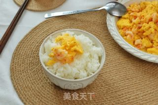 蝦仁牛奶滑蛋的做法步驟：9
