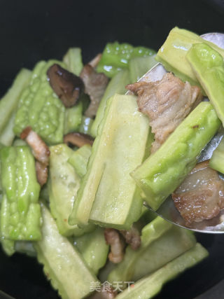 五花肉苦瓜煲的做法步驟：9