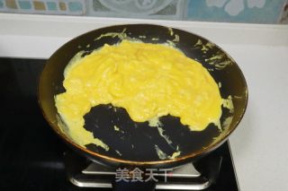 蝦仁牛奶滑蛋的做法步驟：6
