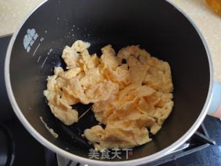 酸豆角炒蛋的做法步驟：4